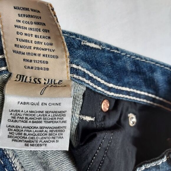 Miss Me Distressed Cropped Jeans Women’s 33 Medium Wash Denim Contrast Stitch - Picture 10 of 11